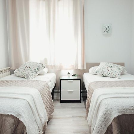 ברצלונה Hostal Ruta De Francia מראה חיצוני תמונה