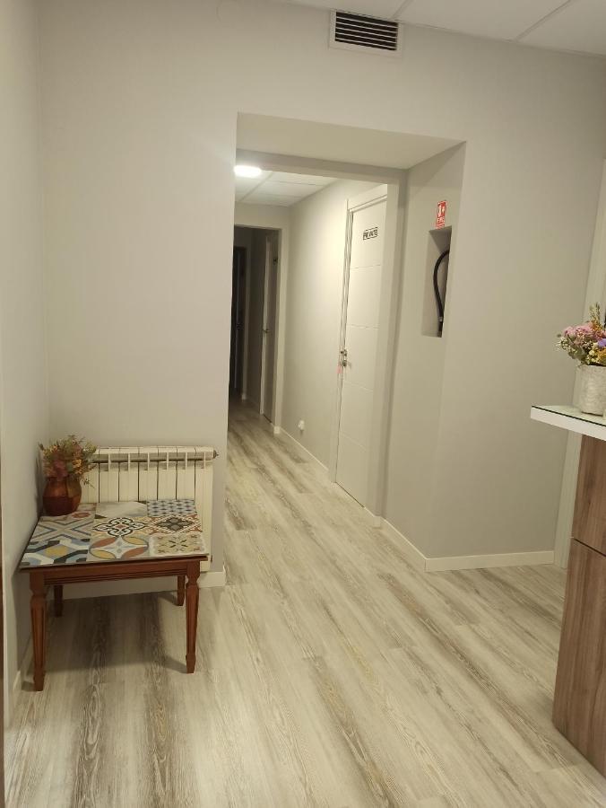 ברצלונה Hostal Ruta De Francia מראה חיצוני תמונה