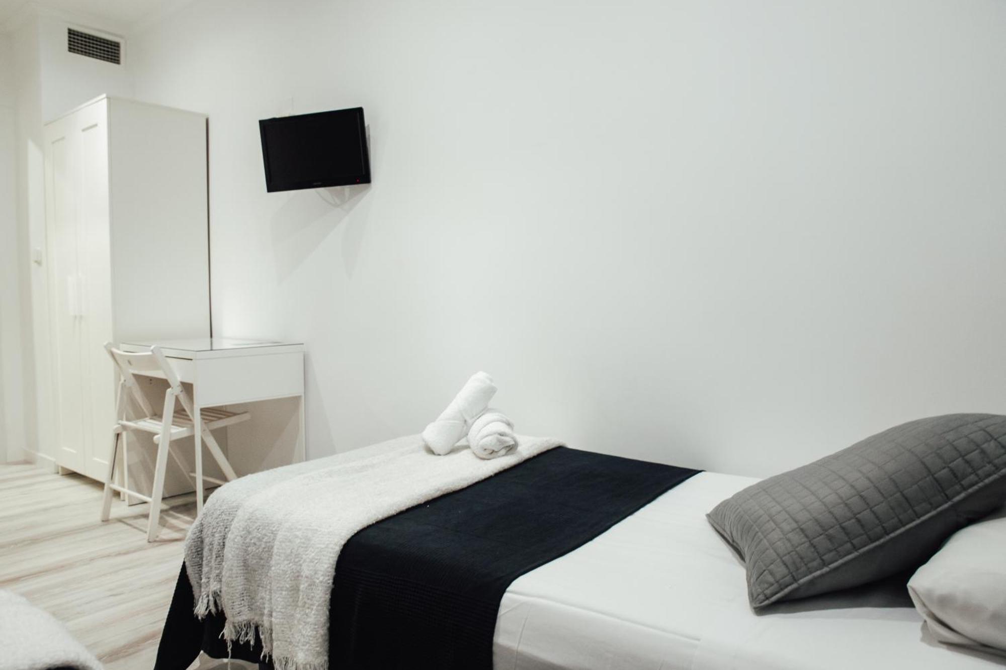 ברצלונה Hostal Ruta De Francia מראה חיצוני תמונה