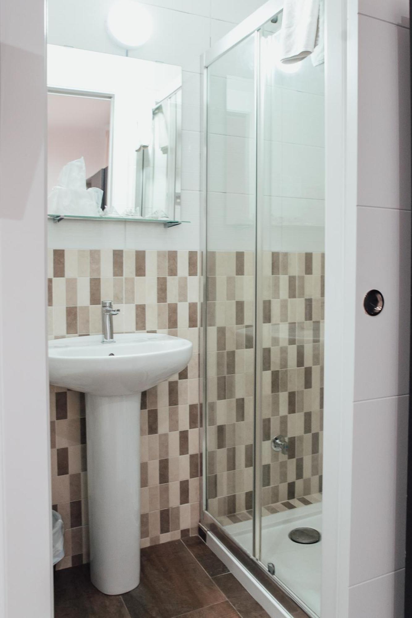 ברצלונה Hostal Ruta De Francia מראה חיצוני תמונה