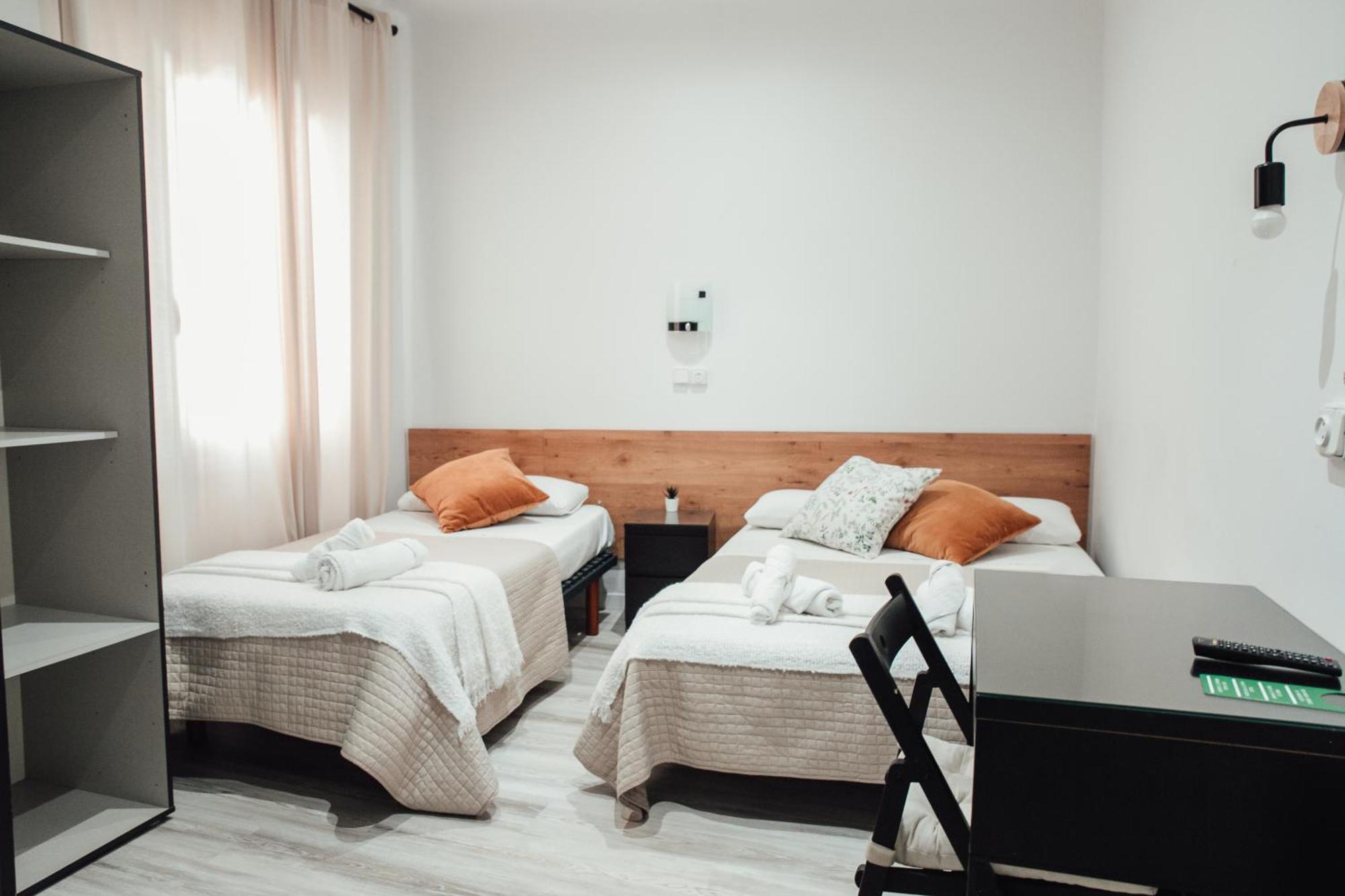 ברצלונה Hostal Ruta De Francia מראה חיצוני תמונה